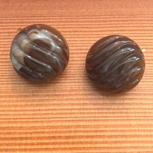 Vintage Brown and Cream Swirl Earrings